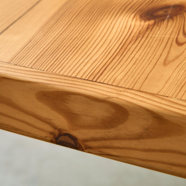 Long Canadian Pinewood Table with Black Varnished Legs For Sale - Image 15 of 18