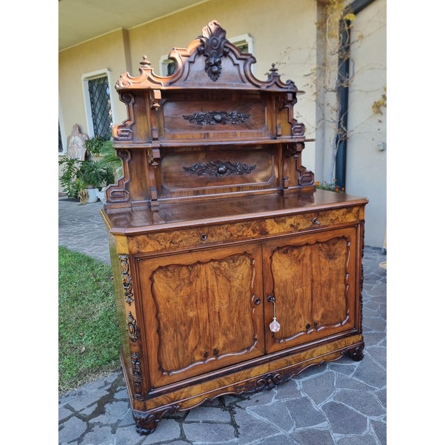Bolognese Charles X Sideboards in Walnut Burl, 1830s, Set of 2 For Sale - Image 10 of 15