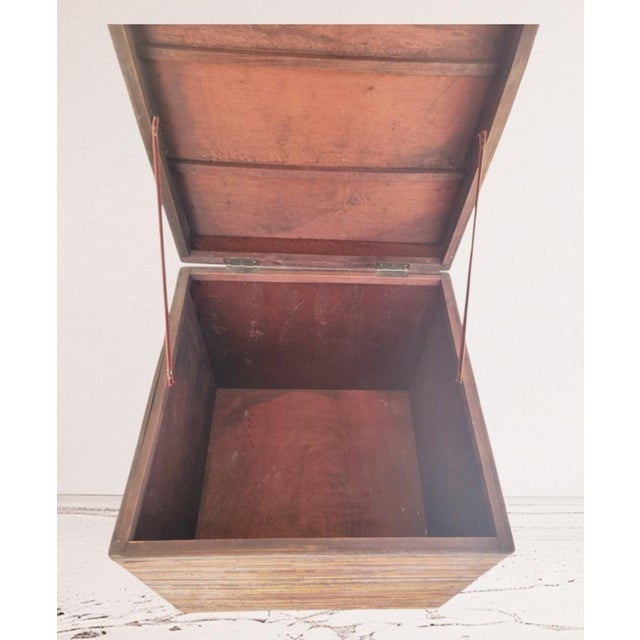 Large Vintage Pencil Reed Gabriella Crespo Style British Colonial Storage Cube Side Table For Sale In West Palm - Image 6 of 7