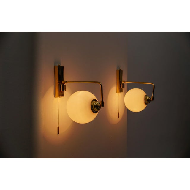 Mid-Century Modern Wall Lamps in Brass and Milk Glass, 1960s, Set of 2 For Sale - Image 9 of 18