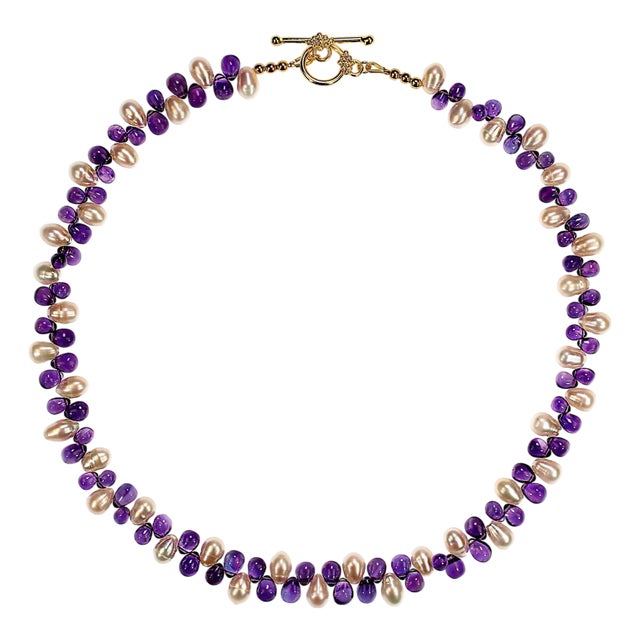 Ajd 18 Inch Tear Drop White Pearls and Tear Drop Amethyst Necklace For Sale