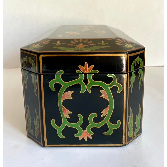 Black Vintage Chinoiserie Faceted Black Lacquer Bird and Blossom Jewel Box For Sale - Image 8 of 12