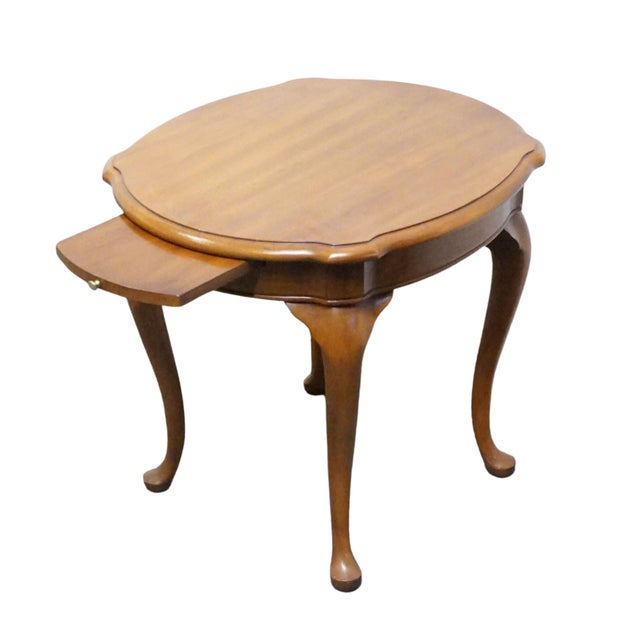 Wood Thomasville Furniture Fisher Park Collection 20" Accent End Table 21631-220 For Sale - Image 7 of 10