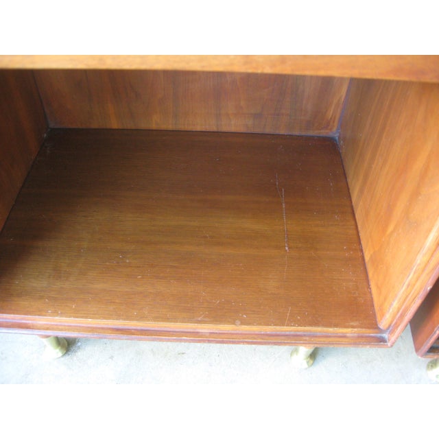 1960s Mid Century Modern R-Way Nightstands, Pair For Sale - Image 10 of 12