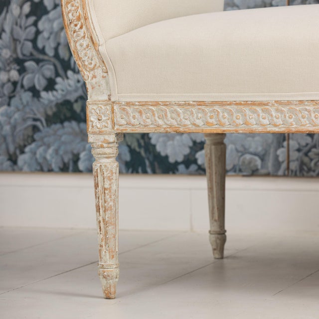 Early 19th Century 19th C. Swedish Gustavian Period Upholstered Daybed in Original Paint For Sale - Image 5 of 15