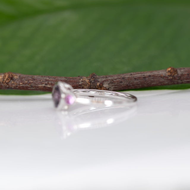 Purple Spinel Ring With Purple Sapphire Accents: Solid 14k Gold, Size 6.75 For Sale - Image 9 of 9