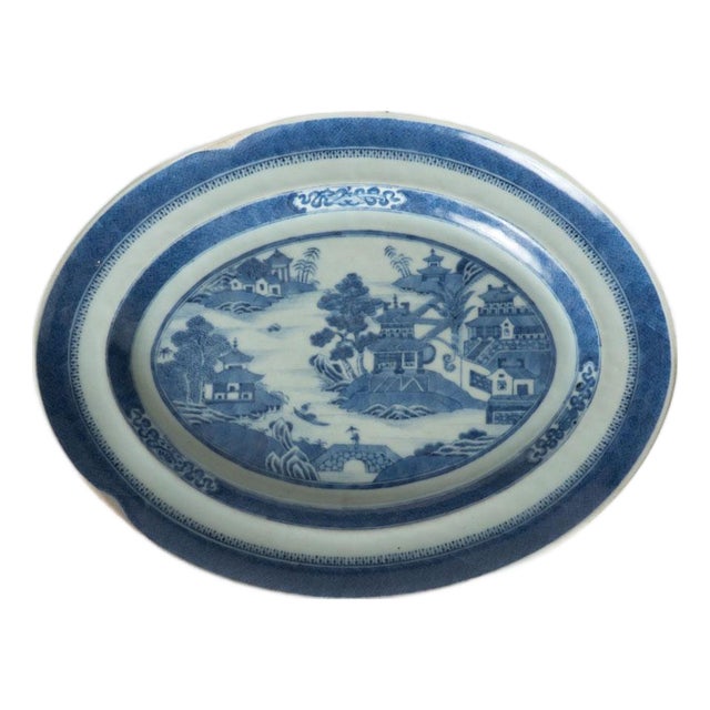 Early 20th Century Chiinese Canton Platter For Sale