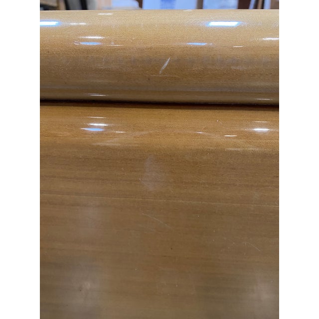 Camel 1990s Sally Sirkin Lewis for J. Robert Scott Mahogany Waterfall Cocktail Table For Sale - Image 8 of 10