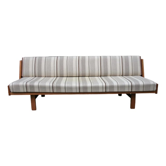 GE-258 Daybed / Sofa by Hans Wegner for Getama, 1960s For Sale