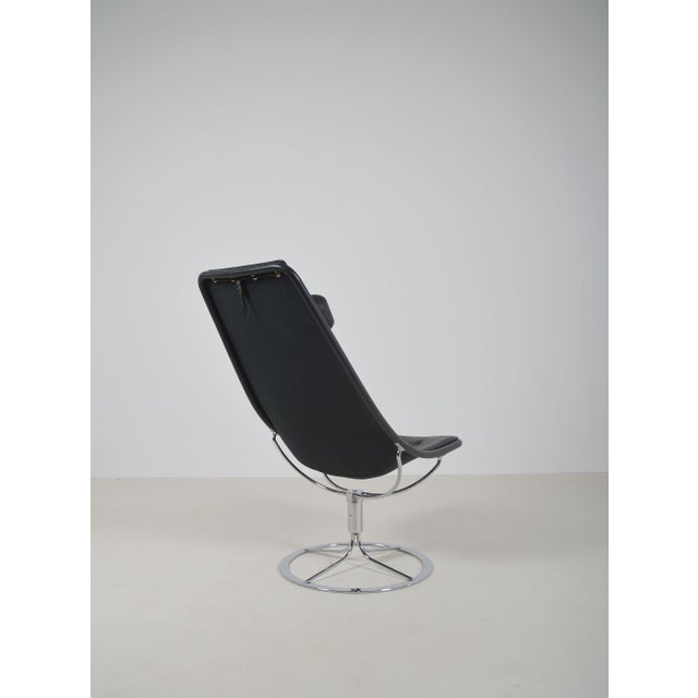 Early 21st Century Swedish Jetson 66 Armchair in Leather by Bruno Mathsson for Dux, 2010s For Sale - Image 5 of 10