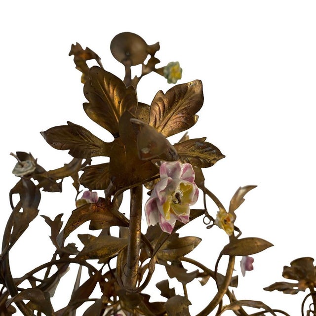 1930s Golden Floral Lamp in Brass and Porcelain, 1930s For Sale - Image 5 of 9