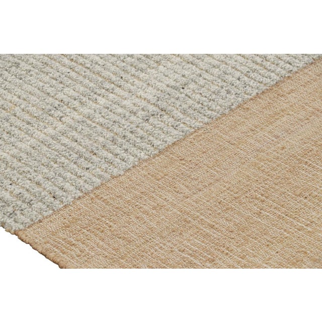 Rug & Kilim’s Abstract Flatweave With Cream and Beige Geometric Patterns For Sale In New York - Image 6 of 7