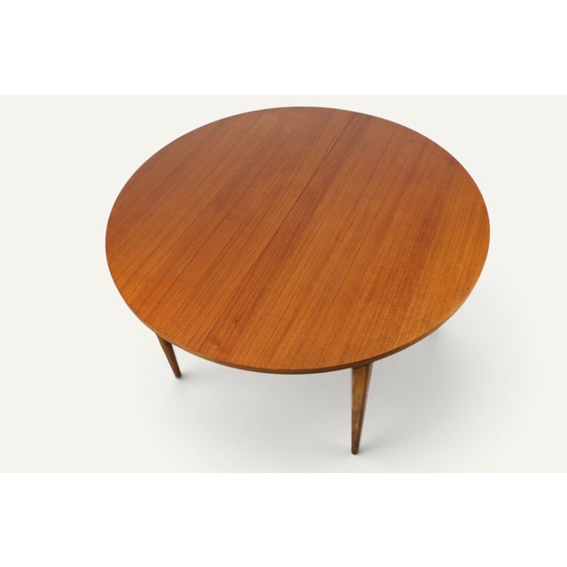 Mid-Century Modern Extendable Round Teak Dining Table, 1960s For Sale - Image 3 of 17