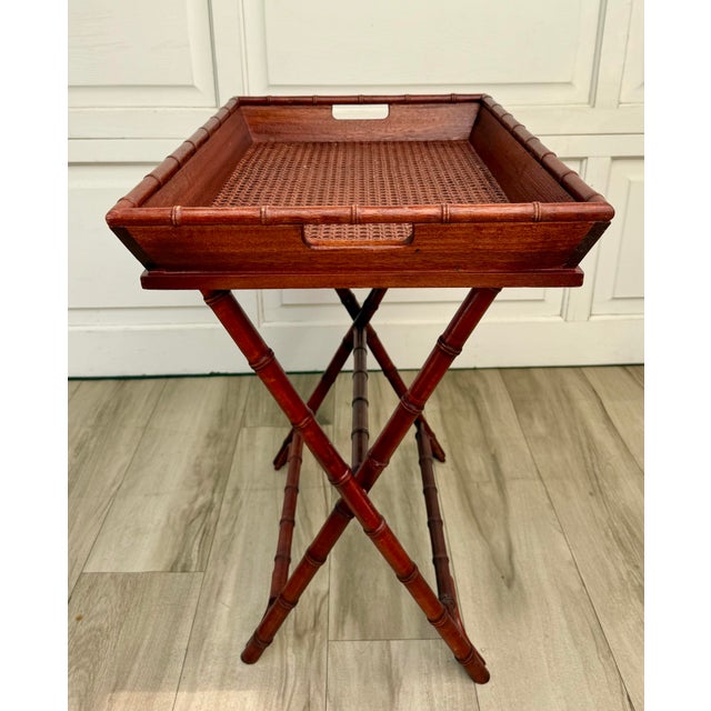 Chinoiserie Vintage Faux Bamboo Folding Butler's Tray Table With Woven Cane Tray For Sale - Image 3 of 14