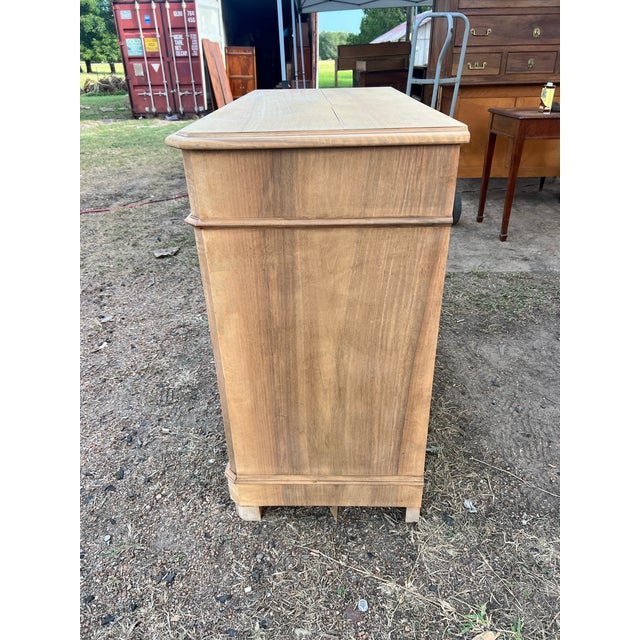 Wood French 19th Century Louis Philippe Bleached Walnut Commode For Sale - Image 7 of 12