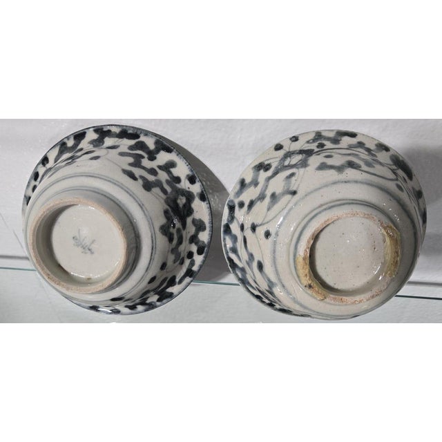 Ceramic Antique Vietnamese blue-and-white ceramic bowl (19th century), diameter 14.5 cm For Sale - Image 7 of 11