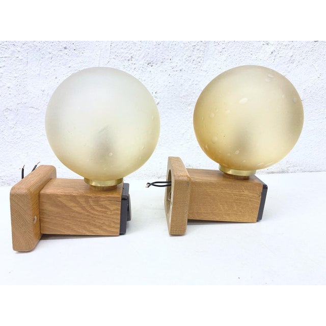 Wall Lamps in Oak and Glass from Temde Leuchten, 1970s, Set of 2 For Sale - Image 10 of 10
