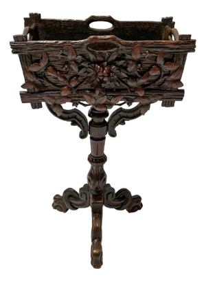 French Carved Fruitwood Black Forest Planter or Jardiniere, 1880s