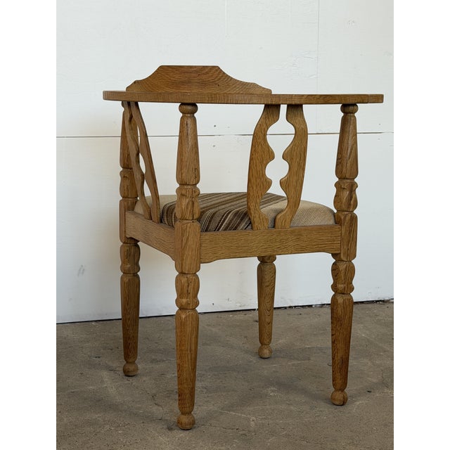 Mid 20th Century Scandinavian Modern Corner Chairs in Oak by Henning Kjærnulf, Denmark, 1960, Set of 2 For Sale - Image 5 of 12