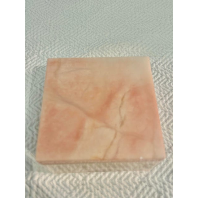 Rustic European Vintage Italian Volterra Blush Alabaster Swivel Top Jewelry Trinket Box For Sale - Image 3 of 8