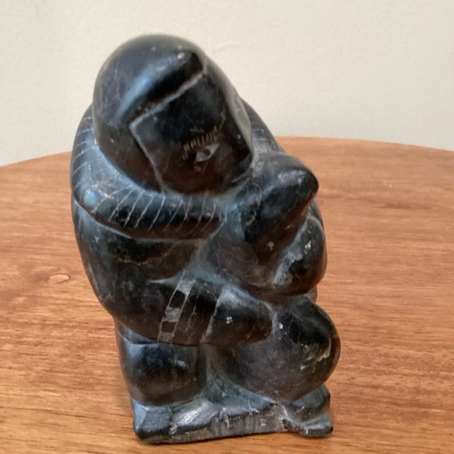 Collectiable Inuit Eskimo Art Carving Gorgeous Stone Seal Hunter Signed