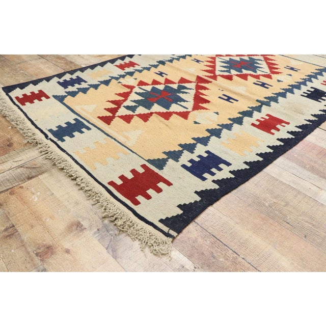 Vintage Persian Shiraz Kilim Rug, 03'09 X 05'05 For Sale In Dallas - Image 6 of 9