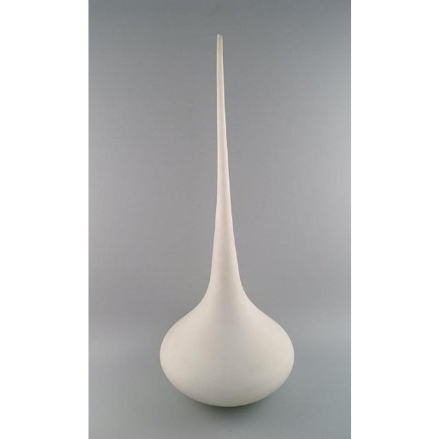Matt White Colossal Drop-Shaped Murano Vase For Sale - Image 3 of 9