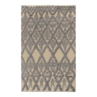 1990s 1990s Modern Moroccan High-Low Ivory/Blue Wool Rug - 5'9'' X 8'11'' For Sale