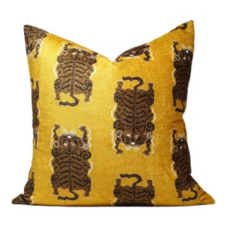 22" Le Tibetan Tiger Velvet Pillow For Sale
