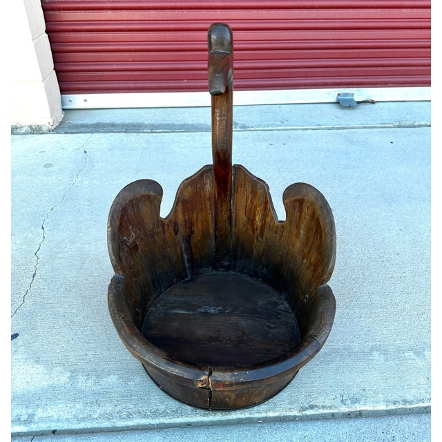 Early 20th Century Vintage Chinese Wood Swan Bucket For Sale - Image 5 of 8
