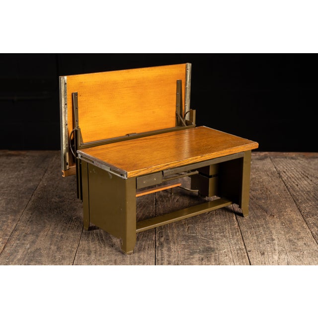 Brown 1950s Hamilton “Auto-Shift Table” Functional Salesman Sample For Sale - Image 8 of 13