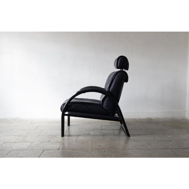 Vintage Italian Lounge Chair in Leather For Sale - Image 6 of 15