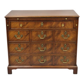 Beacon Hill Georgian Style Mahogany Commode Bachelor Chest of Drawers Server For Sale