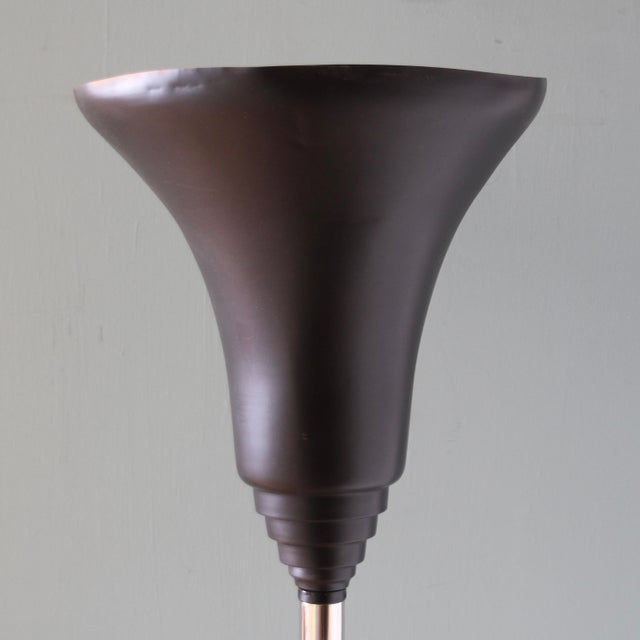 1920s Art Deco French Black and Silver Nickel Metal Floor Lamp, 1930s For Sale - Image 5 of 8