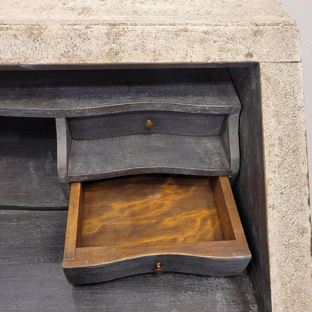 Provencal Louis XV Style Chest of Drawers, France, 19th Century For Sale - Image 15 of 18