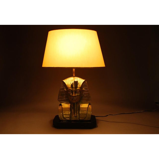 Vintage Regency Style Pharaoh Tutankhamun Lamp in Brass For Sale - Image 5 of 11