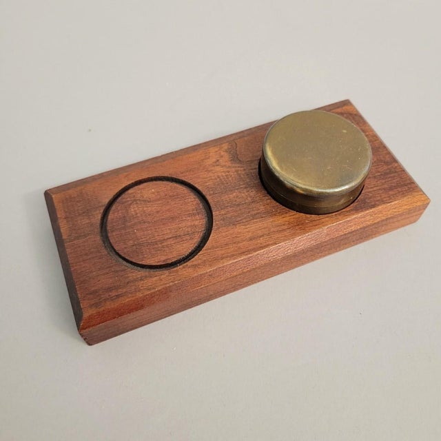 1960s Mid-Century Brass Sundial Compass on Wood Stand by Son MFG New York For Sale - Image 5 of 7