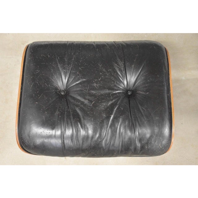 Charles and Ray Eames Herman Miller Rosewood Lounge Chair and Ottoman For Sale - Image 9 of 12