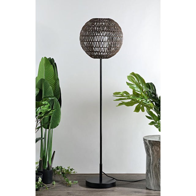 globe led floor lamp