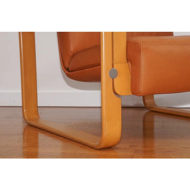 Vintage Stoll Giroflex Leather and Wood Arm Chair For Sale In New York - Image 6 of 7