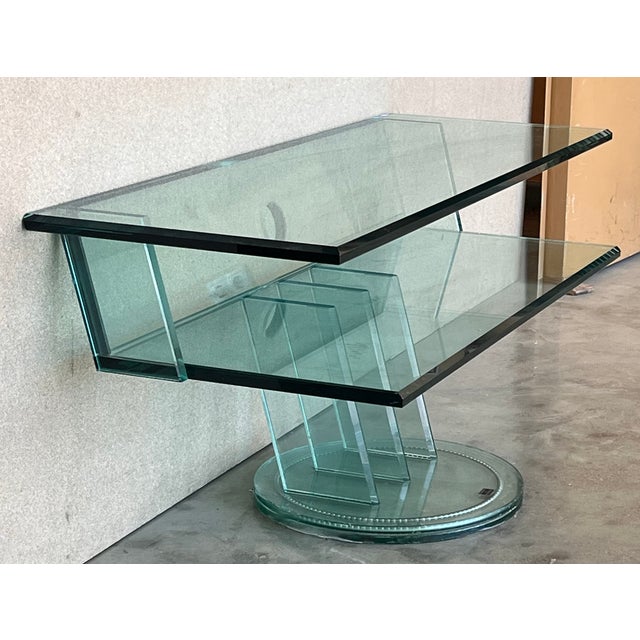 Mid Century Modern Italian Glass Shelves / Mirrored Base Swivel Bar Cart For Sale - Image 4 of 7