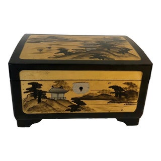Midcentury Japanese Lacquered Jewelry Music Box For Sale