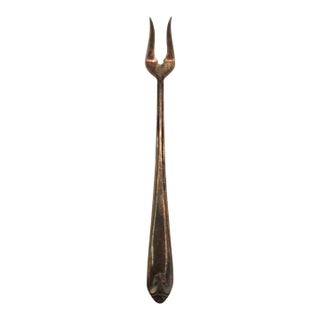 Wm. Rogers & Son Lady Fair 6 Inch Silver-Plated Vintage Cocktail Pickle Fork For Sale