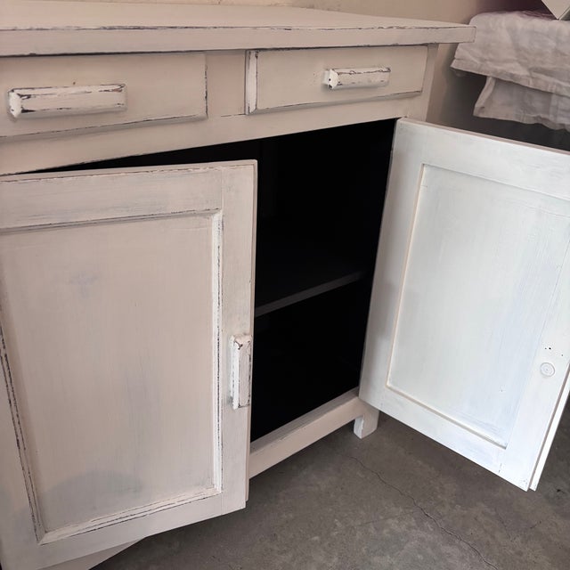 Parisian Buffet in White Patina For Sale - Image 6 of 7