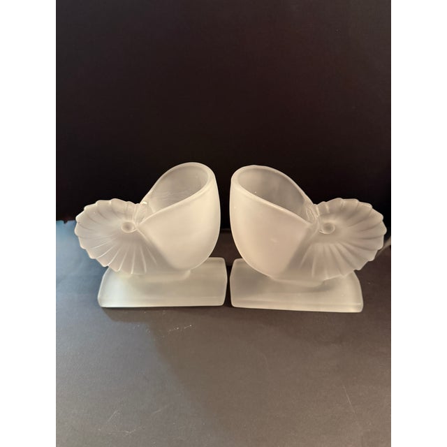 Coastal Pair of 1940s New Martinsville Satin Glass Nautilus Seashell Bookends For Sale - Image 3 of 8