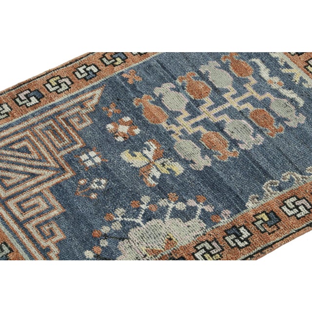 This 2x3 rug is a regal new entry to Rug & Kilim’s custom classics Burano collection. Hand-knotted in wool. Further on the...