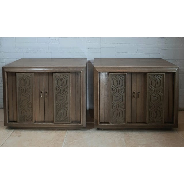 Brown Mid-Century Modern Carved Front Nightstands - a Pair For Sale - Image 8 of 8