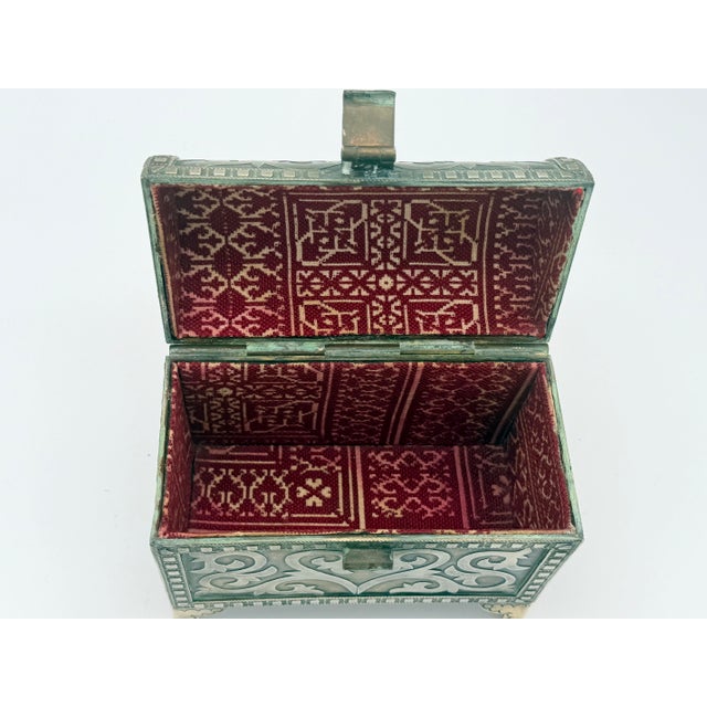Antique 19th Century Silver Overlay "Teremok" Casket / Jewelry Box For Sale In New York - Image 6 of 8