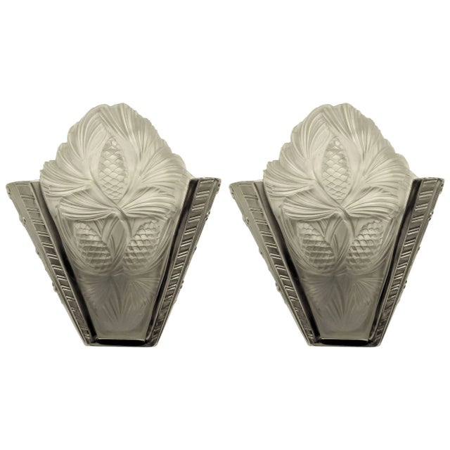 Mid 20th Century French Art Deco Wall Sconces Signed by Sabino - a Pair For Sale - Image 5 of 5