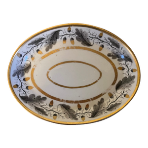 Antique 18th Century George III Worcester Porcelain Tea Pot Stand Decorated With Oak Leaf Garland and Acorns